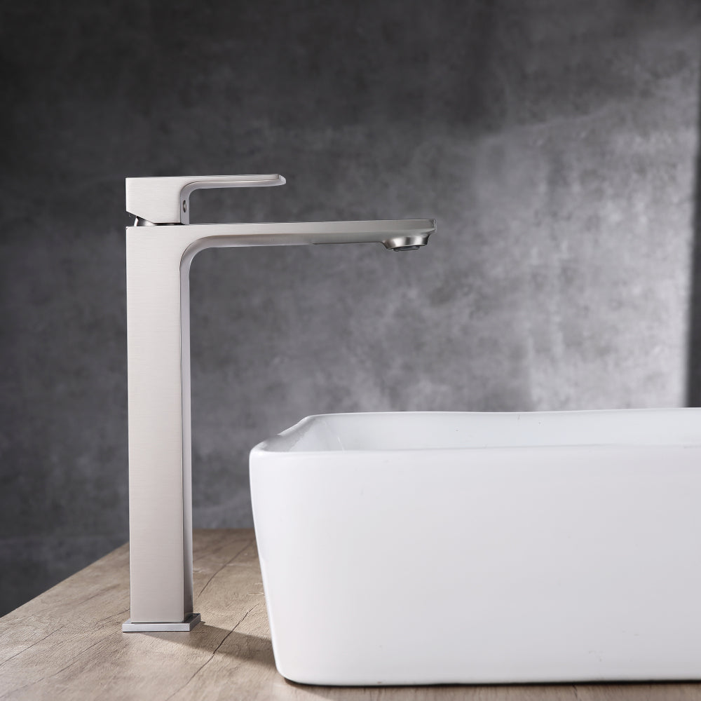 Single Hole Bathroom Faucet