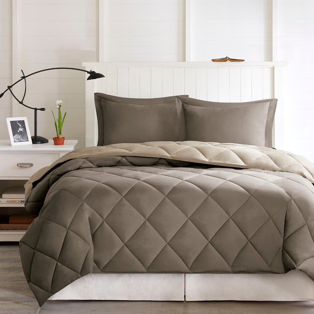 King 3M Scotchgard Diamond Quilting Reversible Down Alternative Comforter Set