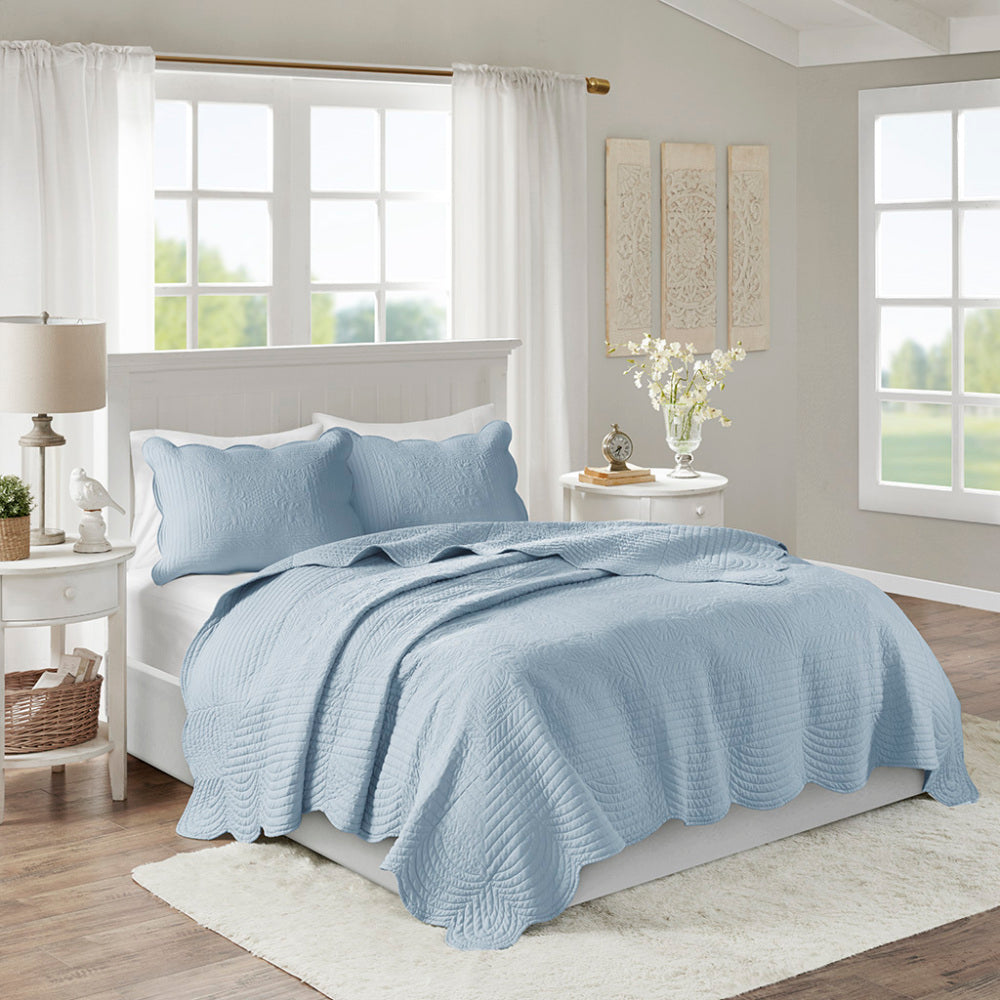 3 Piece Reversible Scalloped Edge Quilt Set Blush Full/Queen