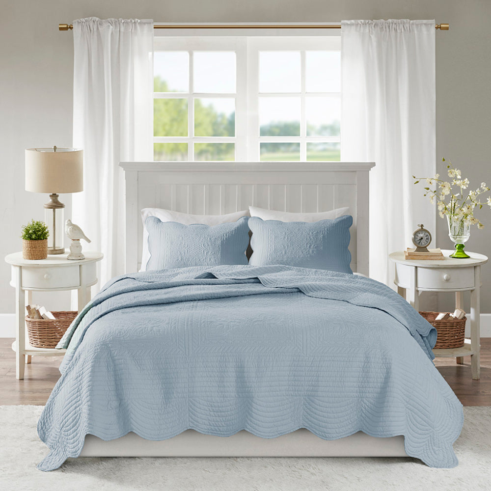 3 Piece Reversible Scalloped Edge Quilt Set Blush Full/Queen