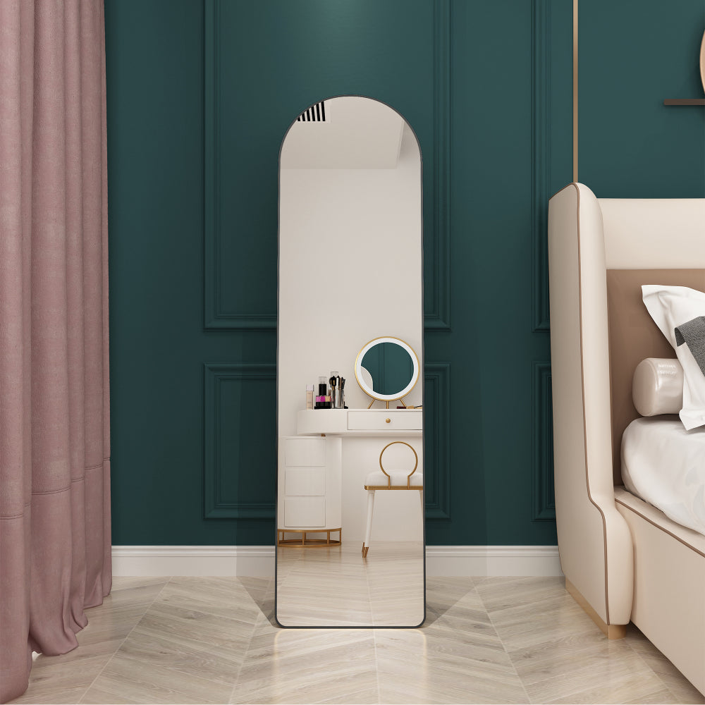 The 4st generation of floor mounted full length mirrors. Aluminum alloy metal frame arched wall mirror, bathroom makeup mirror, bedroom porch, clothing store, wall mounted.Black 59.8 "*16.5"W115112560