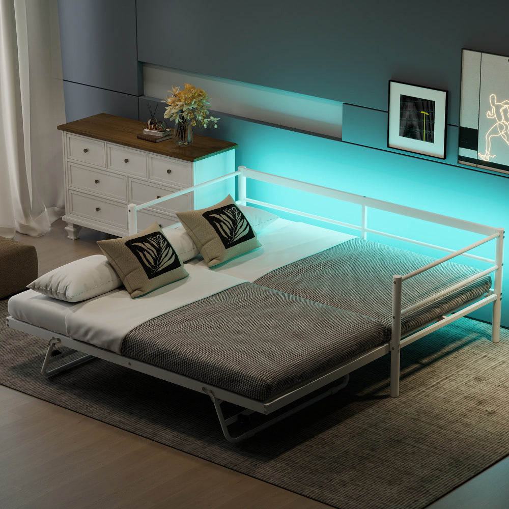 Twin Size Metal Daybed with Adjustable Trundle, Pop Up Trundle, Silver