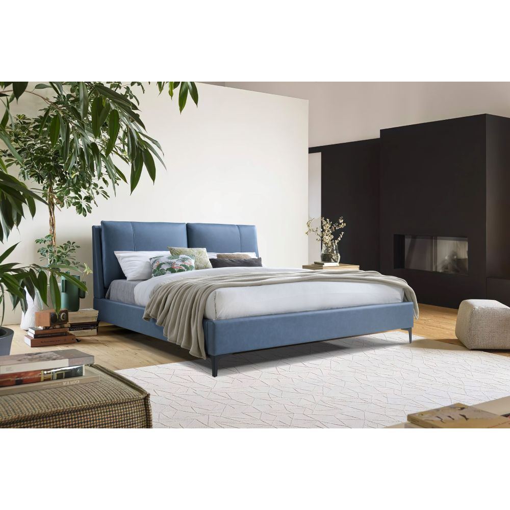 Daybed With a Trundle in Mocha