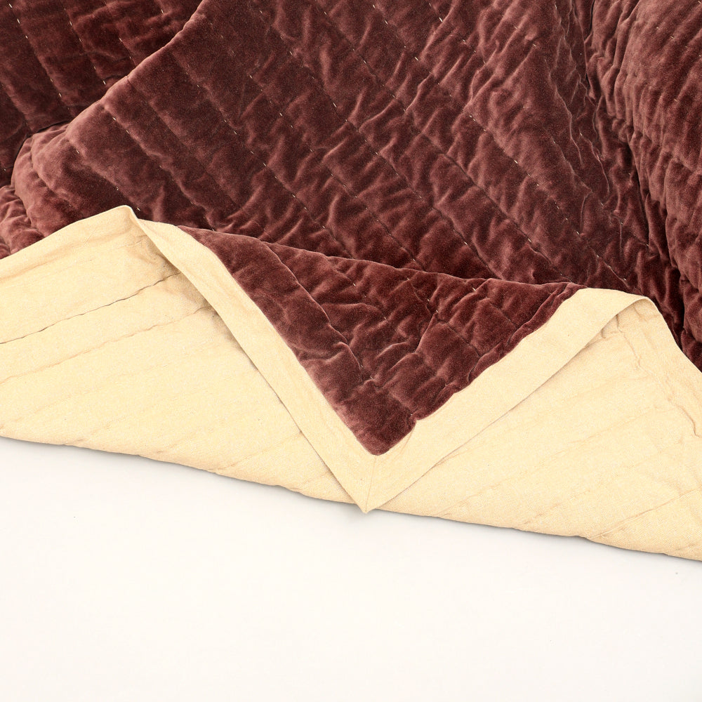 Cotton Velvet Stonewashed Hand Quilted Bedspread with Flanges-88X92"