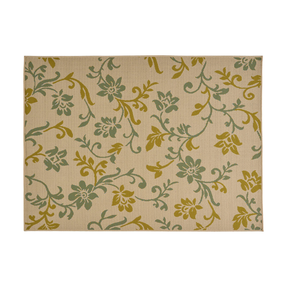 7'x5'3" RUG