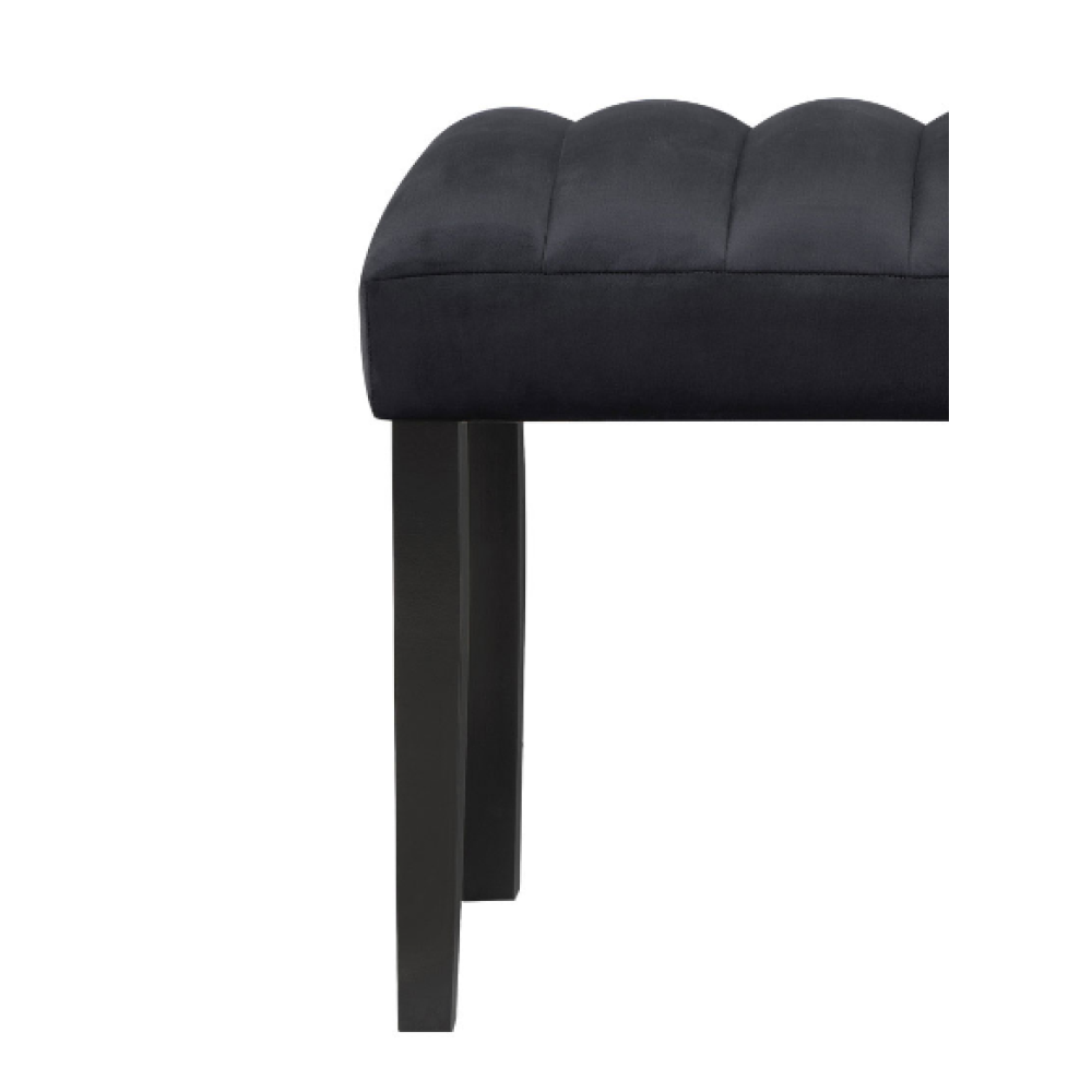 VHONG BLACK BENCH
