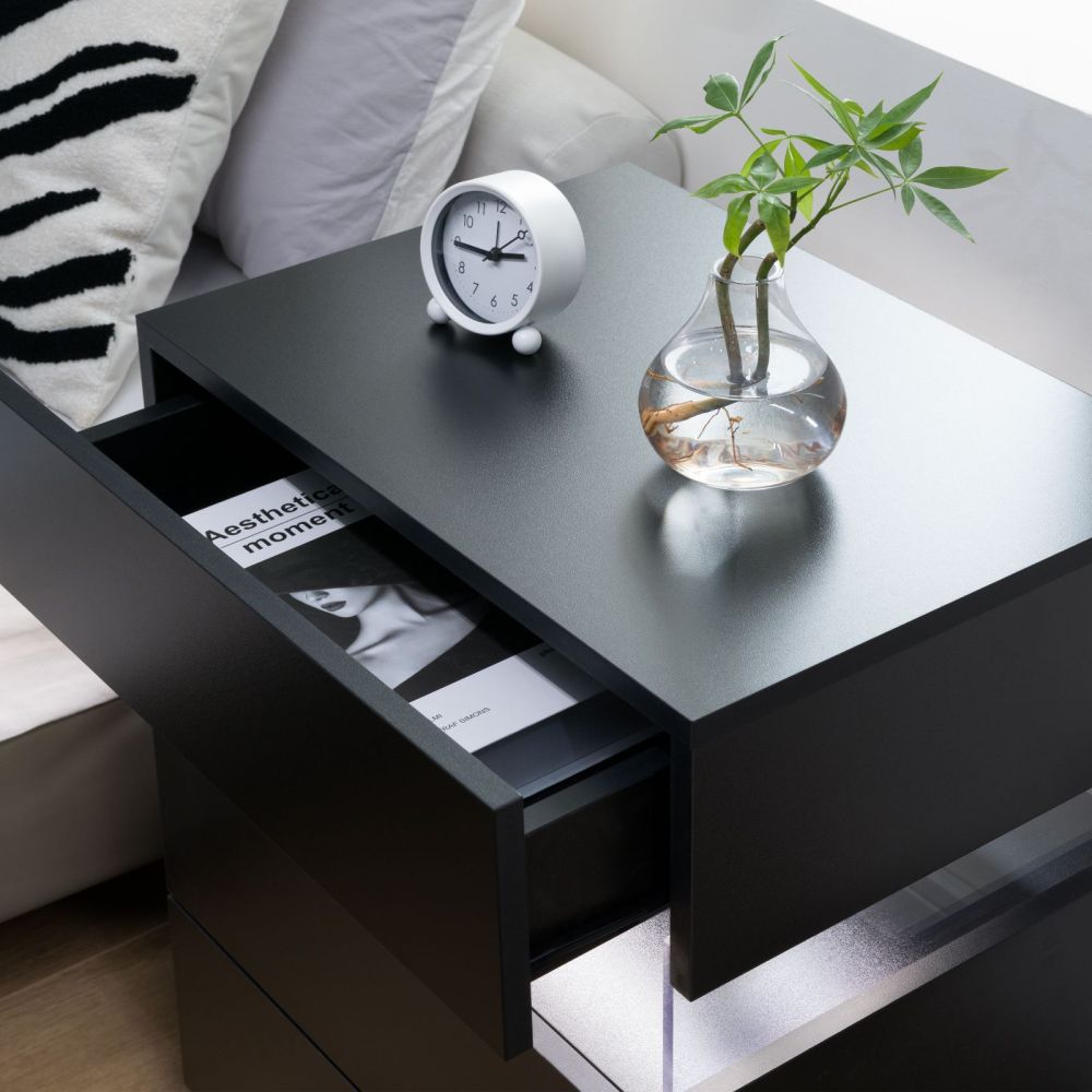 LED Nightstands 3 Drawer Dresser for Bedroom End Table with Acrylic Board LED Bedside Tables for Bedroom Living Room Bedside Furniture (Black)