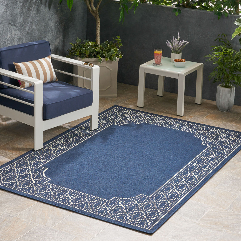 7'x5'3" RUG