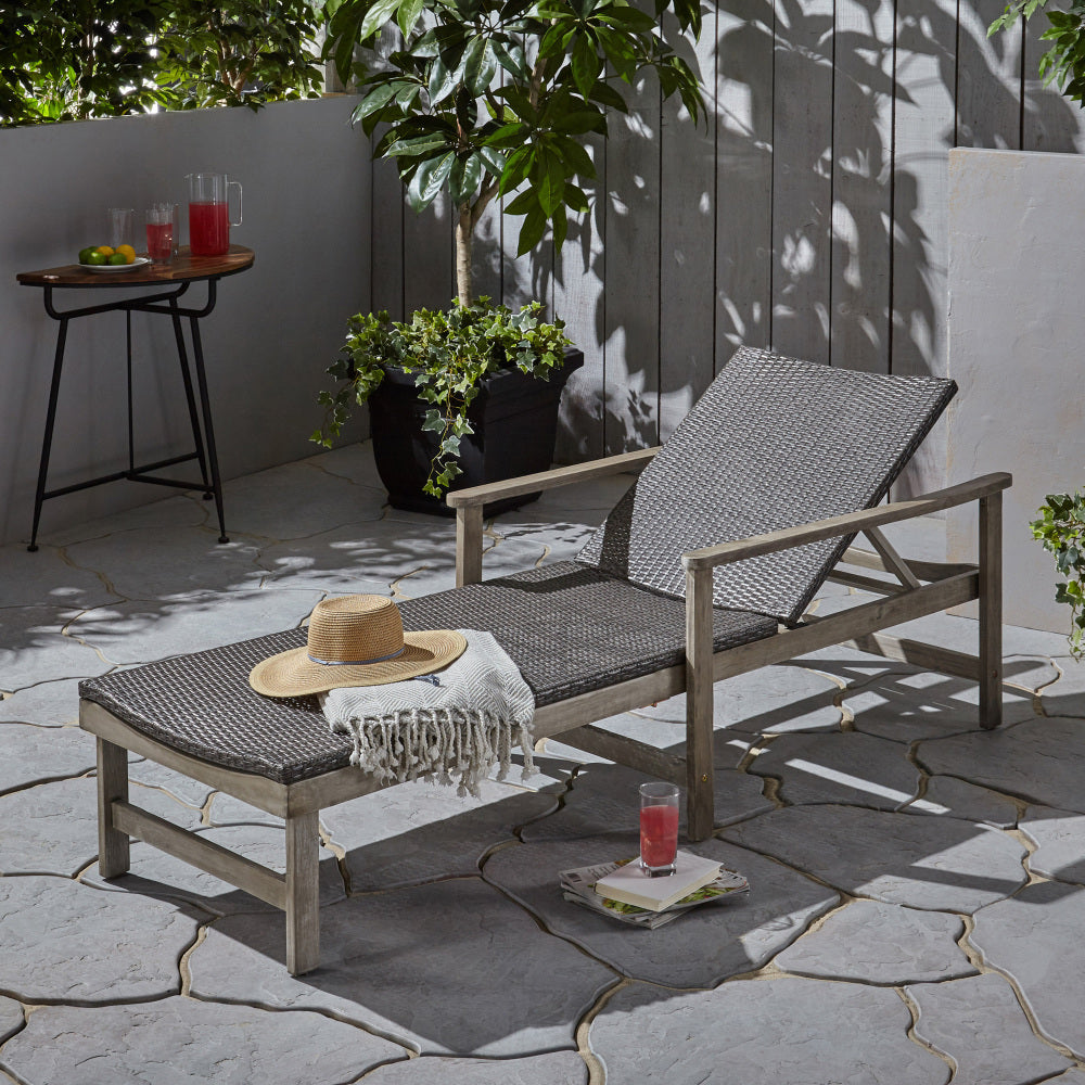 HAMPTON WOOD + WICKER CHAISE LOUNGE