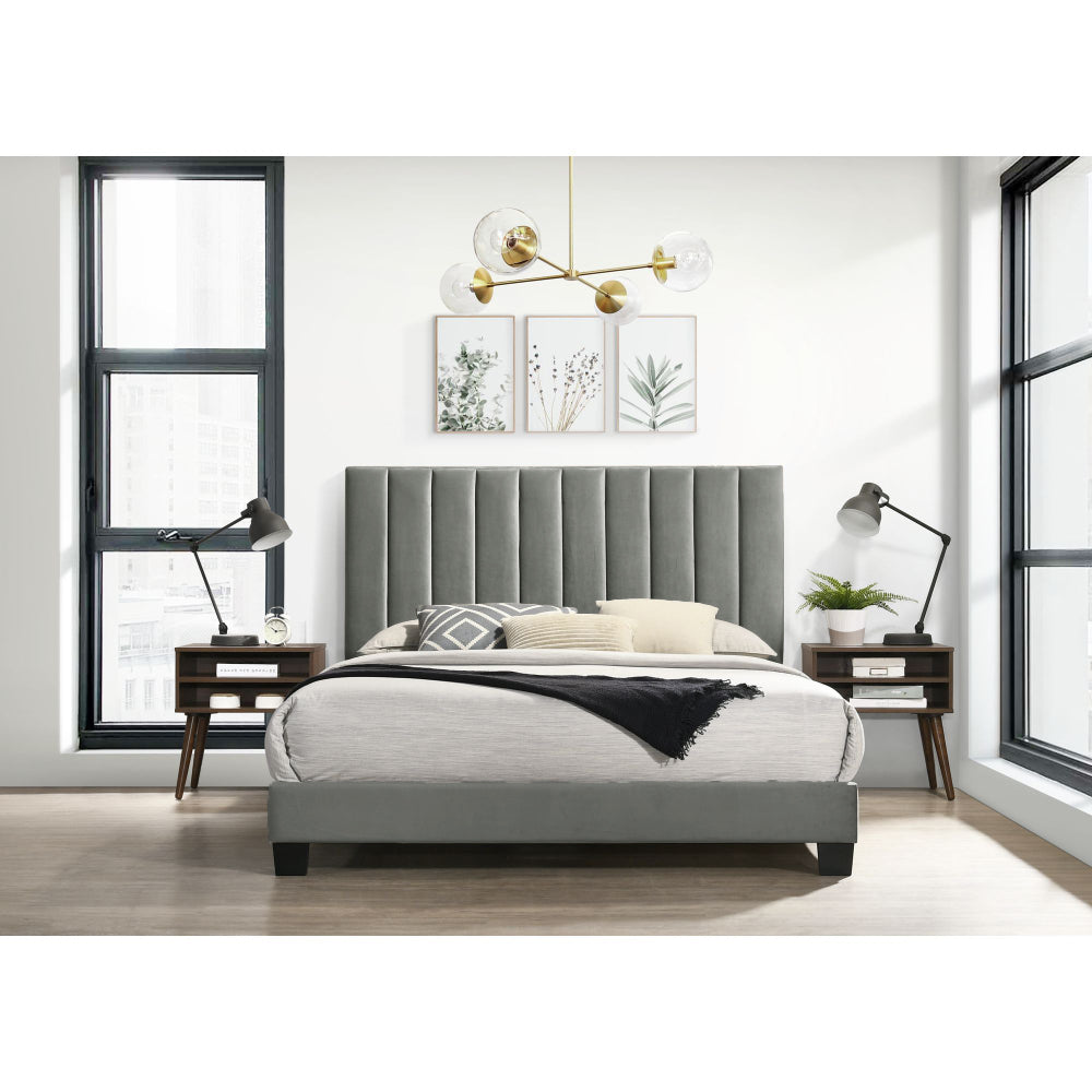 Coyote King Bed W/Carroll Grey w/Two End Table (3A Packing)