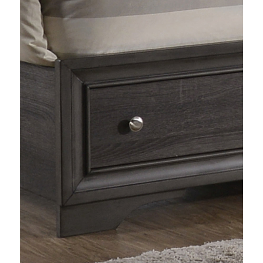 Traditional Queen 4 piece Storage Bedroom Set made with Wood in Gray
