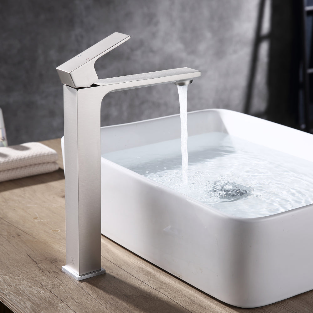 Single Hole Bathroom Faucet