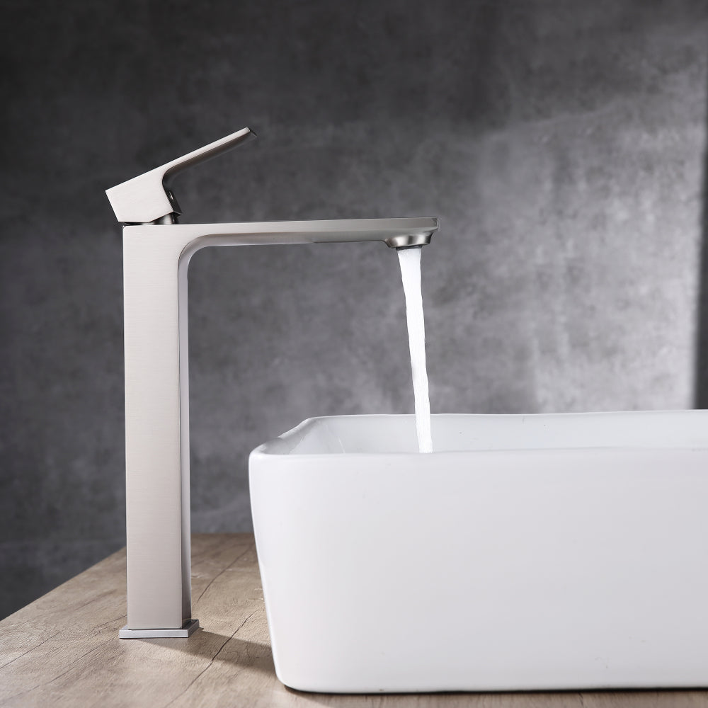 Single Hole Bathroom Faucet