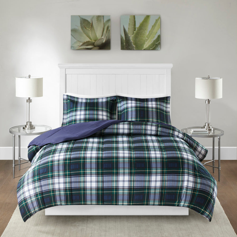 King/Cal King 3M Scotchgard Down Alternative All Season Comforter Set