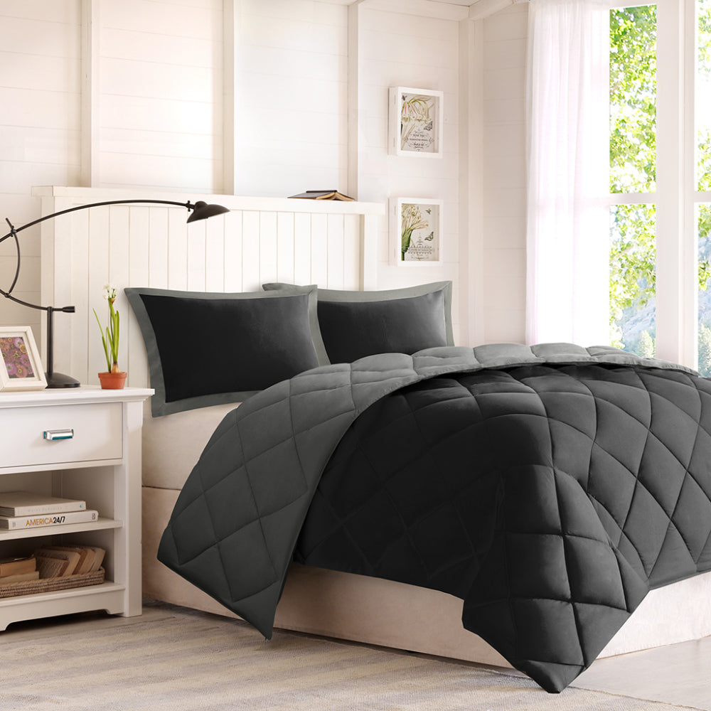 Twin/Twin XL 3M Scotchgard Diamond Quilting Reversible Down Alternative Comforter Set