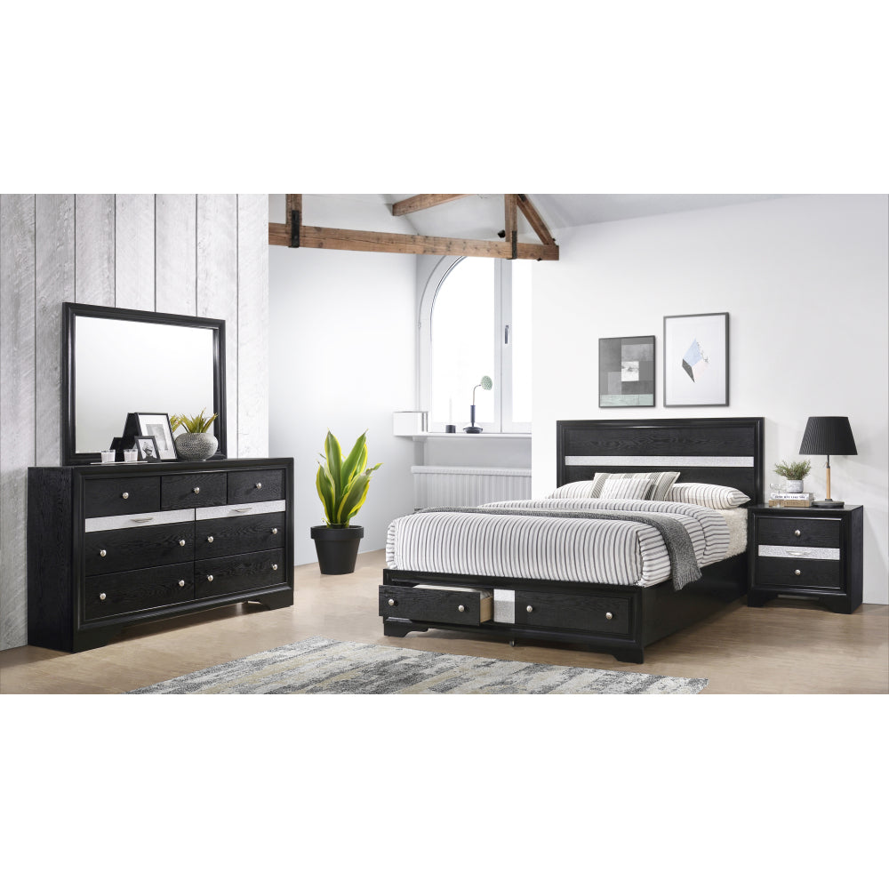 Traditional Queen 4 piece Storage Bedroom Set made with Wood in Gray