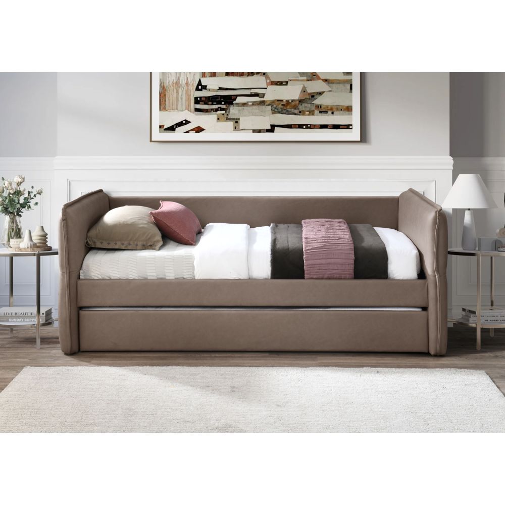 Daybed With a Trundle in Mocha