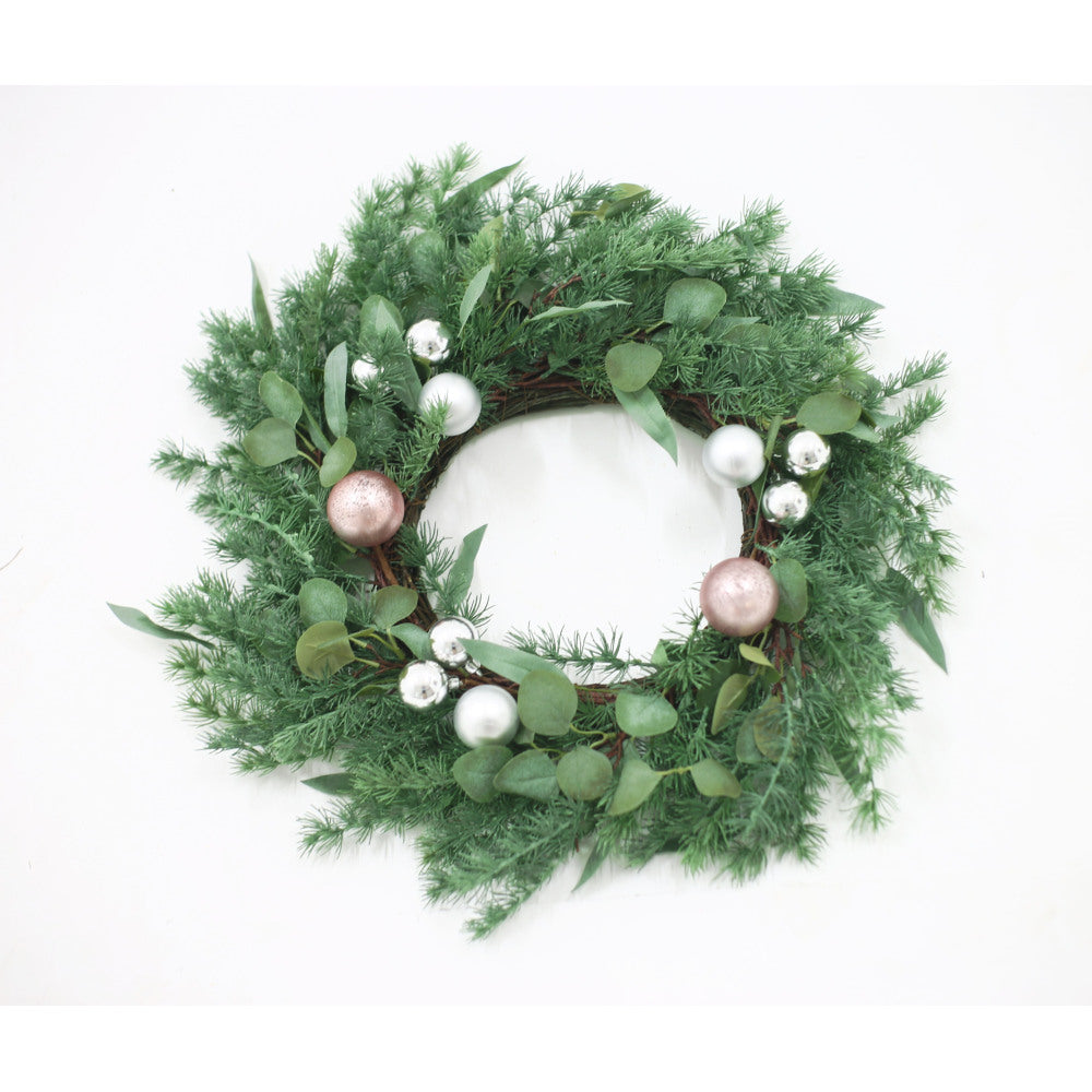 26" PINENEEDLE WREATH WITH BALL