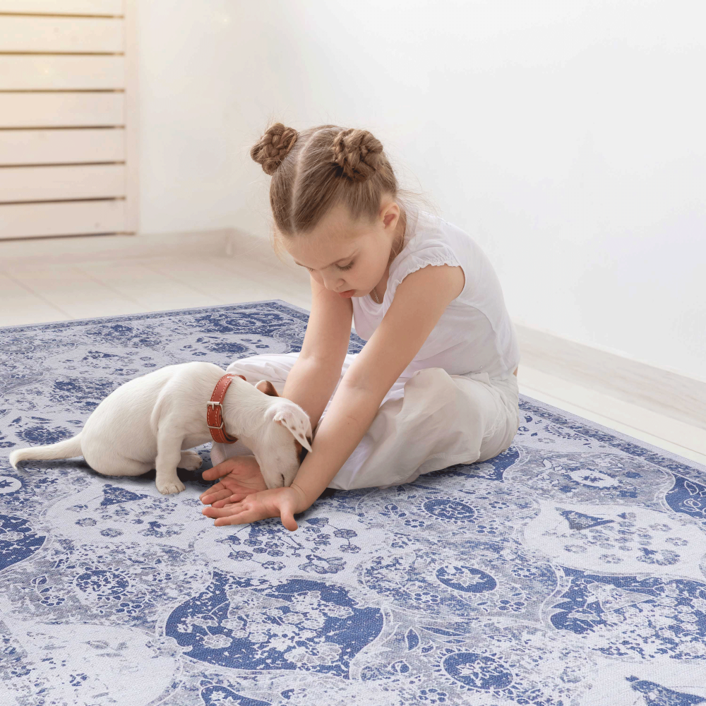 NAAR MAVAL Blue Washable Rug 5x8 Area Rug (Blue, 5' x 8')