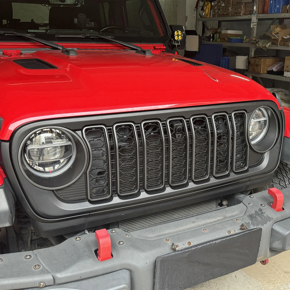 Front Mesh Grille Grid Grill for 2018-2024 Jeep Wrangler Rubicon Sahara Sport JL/JT Grill With Camera Hole Black Plastic